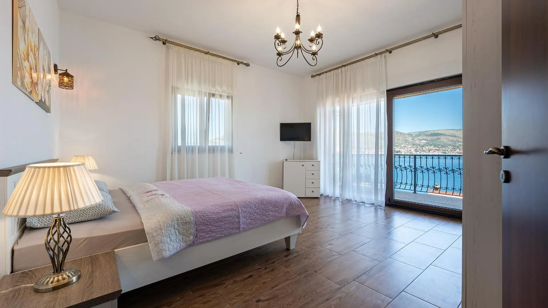 Villa Sunset Apartments Donji Okrug  0*, Donji Okrug (Ciovo) Croatia